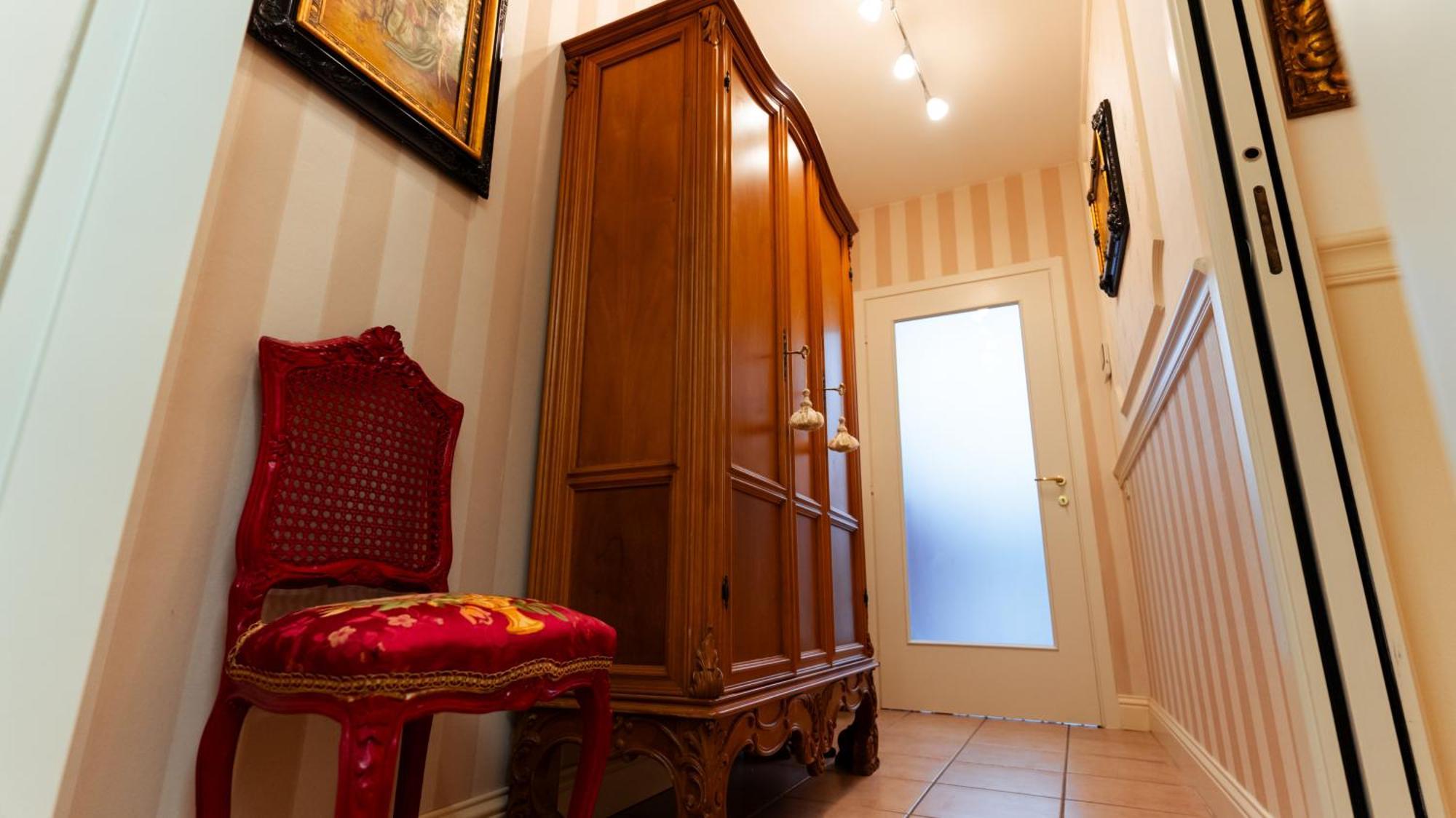 New Cozy Apartment - City Centre Lecco Exterior photo